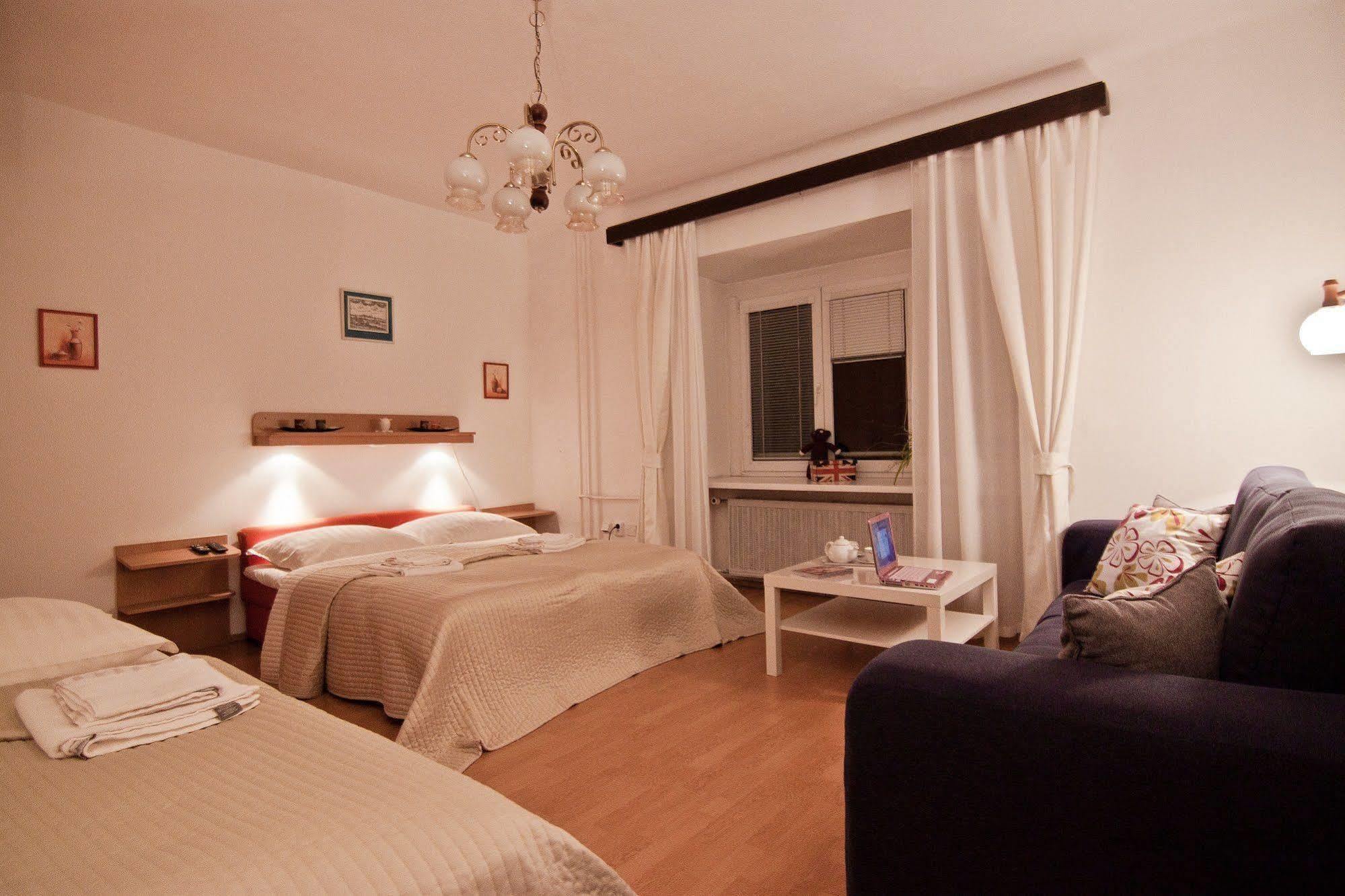 Pension Nika Praga Exterior foto